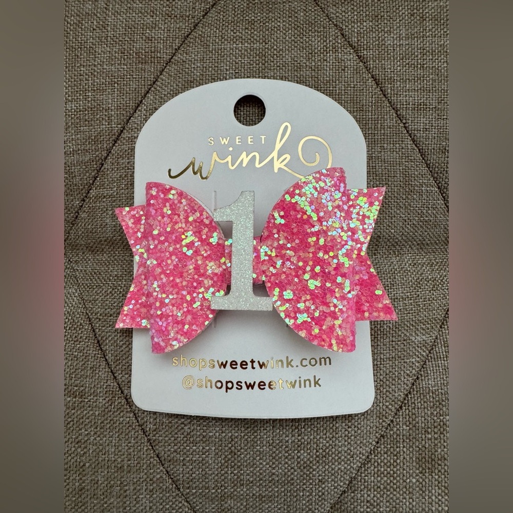 New Baby Sweet Wink 1st Birthday Clip